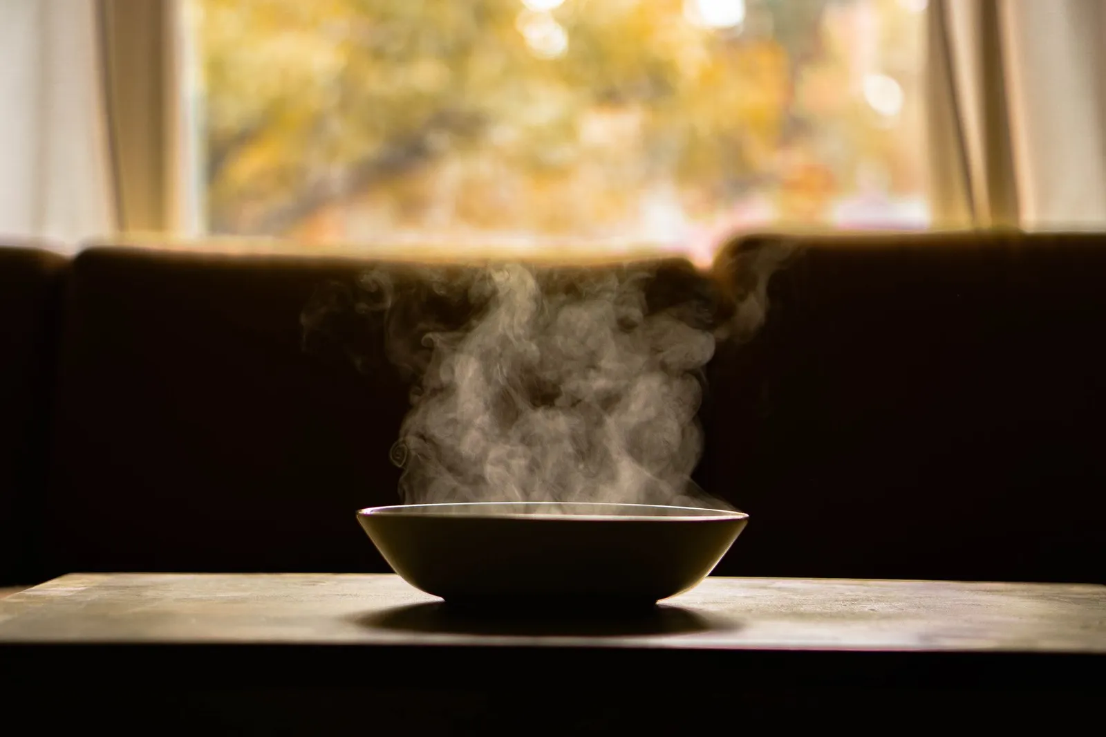 Ăn Gì Khi Trời Trở Lạnh? Bữa Ăn Ấm Bụng, Đủ Chất Mà Không Tăng Cân Mùa Thu Đông